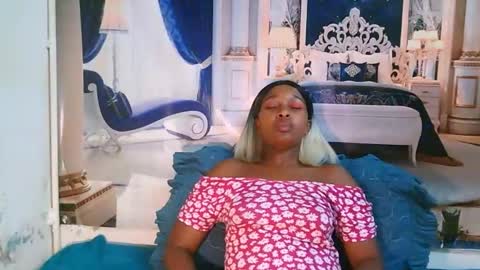 Tamia online show from 02/05/25, 01:11