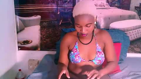 Tamia online show from 03/11/25, 07:04