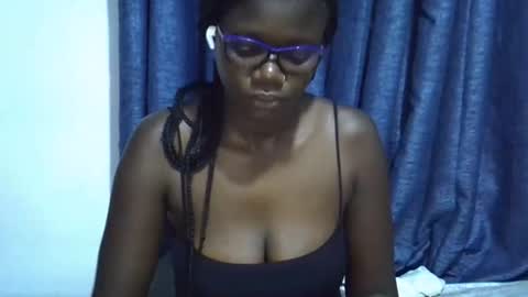 Snapshot of ebonybloom01 chatting on 09/11/25, 01:49 ebonybloom01 online show from 09/11/25, 01:49