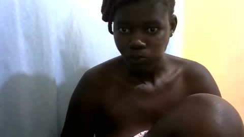 Snapshot of ebonybloom01 chatting on 10/29/25, 11:34 ebonybloom01 online show from 10/29/25, 11:34