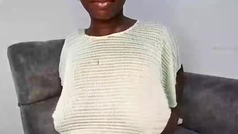 Ebony Melanie online show from 02/11/25, 10:39