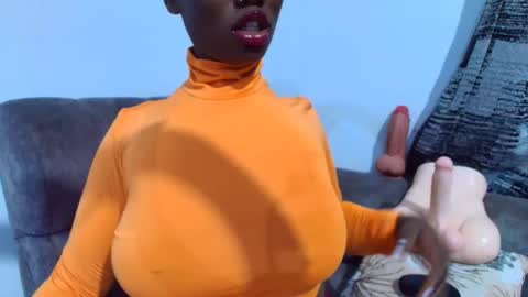 Ebony Melanie online show from 02/14/26, 10:39