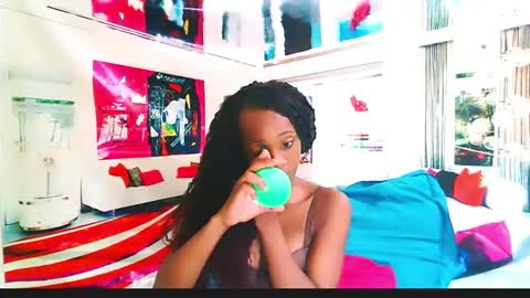 Snapshot of ebonycreamy69 chatting on 12/10/24, 07:16 Nova online show from 12/10/24, 07:16