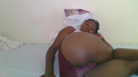 Snapshot of ebonycutegal1996 chatting on 11/20/25, 07:08 TRIZER online show from 11/20/25, 07:08