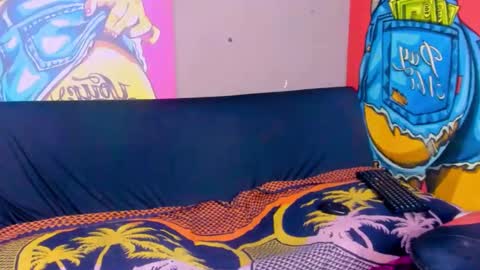 Snapshot of ebonydollx69 chatting on 01/22/25, 09:02 Pearl online show from 01/22/25, 09:02