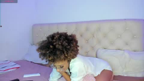 Snapshot of ebonygoddes03 chatting on 06/11/26, 02:22 Queen Ebony online show from 06/11/26, 02:22