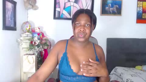 Snapshot of ebonyjdore chatting on 12/30/24, 12:32 rosmary online show from 12/30/24, 12:32