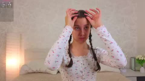 Milly online show from 10/10/25, 03:05