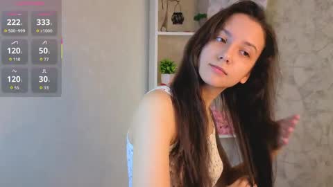 Snapshot of ebonyleibenstein chatting on 04/07/26, 03:07 Milly online show from 04/07/26, 03:07