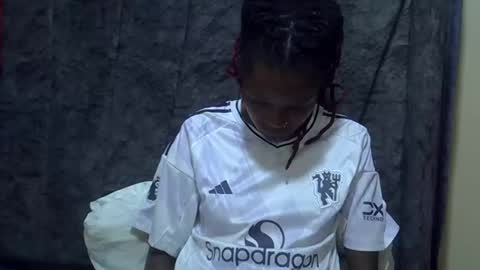 Liz online show from 09/21/25, 07:15