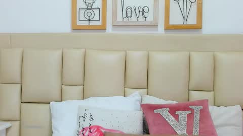 Snapshot of ebonyludovica chatting on 11/18/25, 03:34 Ludovica online show from 11/18/25, 03:34