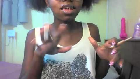 Ebonymuse2 online show from 05/15/26, 06:37