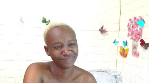 Snapshot of ebonyolive69 chatting on 11/02/25, 05:48 Cindy online show from 11/02/25, 05:48