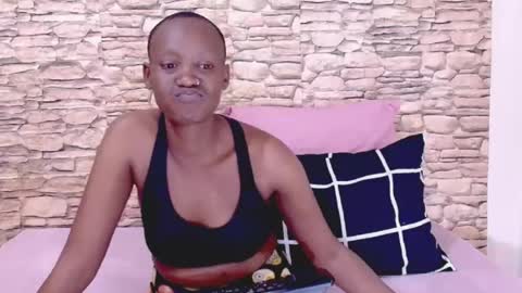 Snapshot of ebonyolive69 chatting on 07/16/26, 06:03 Cindy online show from 07/16/26, 06:03