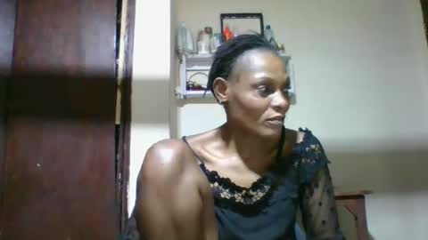 Snapshot of ebonyqueen4 chatting on 03/22/26, 06:28 JACKLINE online show from 03/22/26, 06:28