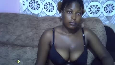 pretty online show from 03/16/26, 07:34