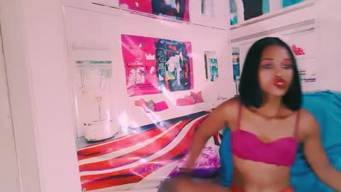 Snapshot of ebonystarlite1 chatting on 02/14/25, 07:07 Candy online show from 02/14/25, 07:07