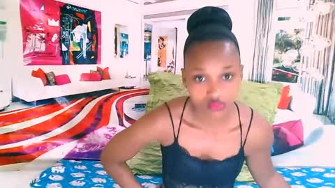 Snapshot of ebonystarlite1 chatting on 02/19/25, 06:22 Candy online show from 02/19/25, 06:22