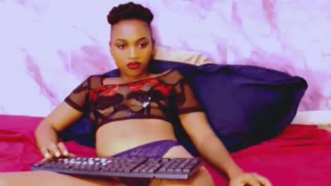 Snapshot of ebonystarlite1 chatting on 03/11/25, 11:44 Candy online show from 03/11/25, 11:44