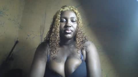 Snapshot of ebonyvd chatting on 02/15/26, 03:14 ebonyvd online show from 02/15/26, 03:14