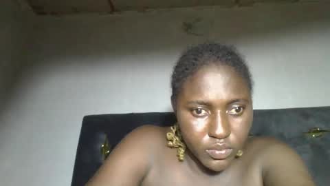 Snapshot of ebonyvd chatting on 06/05/26, 12:06 ebonyvd online show from 06/05/26, 12:06