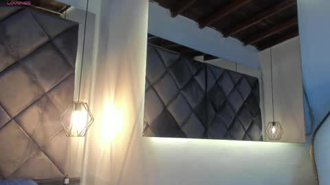 ebonyx40 online show from 04/15/26, 11:06