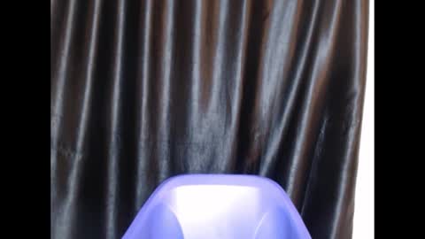 Snapshot of ebonyxxbae chatting on 11/04/25, 02:32 ebonyxxbae online show from 11/04/25, 02:32