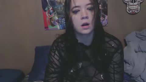 Snapshot of echosol17 chatting on 01/08/25, 08:29 Weird Echo online show from 01/08/25, 08:29