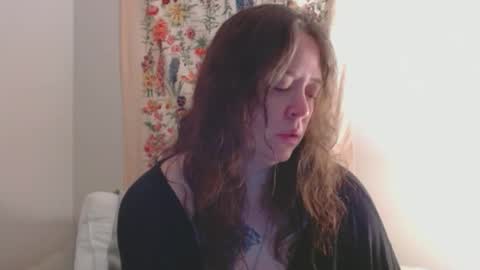 Snapshot of echosol17 chatting on 04/26/26, 10:46 Weird Echo online show from 04/26/26, 10:46