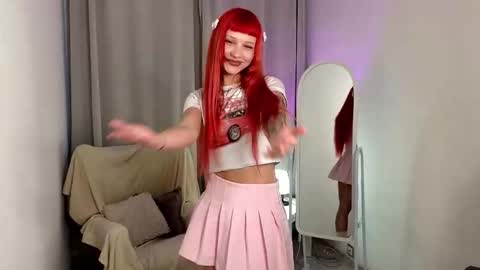 Monica online show from 10/08/25, 01:53