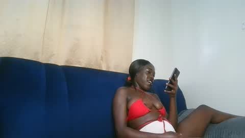 Snapshot of ecstasy_boo chatting on 04/05/26, 02:47 boo online show from 04/05/26, 02:47