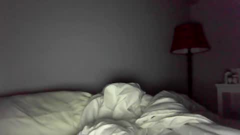 Snapshot of ed5189 chatting on 02/04/25, 10:00 ed5189 online show from 02/04/25, 10:00