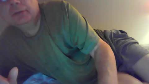 Snapshot of ed5189 chatting on 12/01/25, 03:11 ed5189 online show from 12/01/25, 03:11