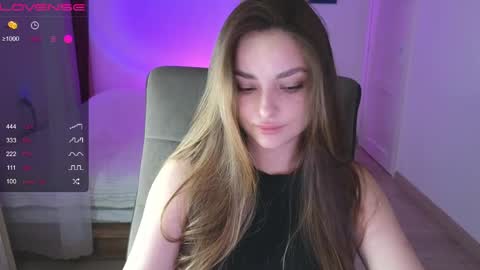 Snapshot of edaflower chatting on 04/03/26, 08:07 Eda online show from 04/03/26, 08:07