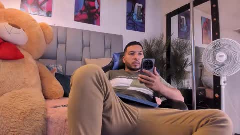 Snapshot of edahi1386 chatting on 09/13/25, 11:04 edahi1386 online show from 09/13/25, 11:04