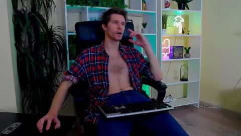 Snapshot of eddie_baker chatting on 03/23/26, 11:42 eddie_baker online show from 03/23/26, 11:42