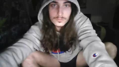 Snapshot of eddy815 chatting on 11/26/25, 09:10 eddy815 online show from 11/26/25, 09:10