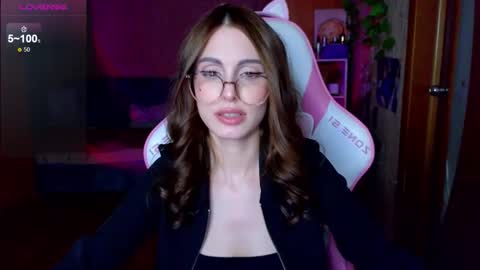 Snapshot of edelinemaher chatting on 03/08/26, 03:38 Edeline online show from 03/08/26, 03:38