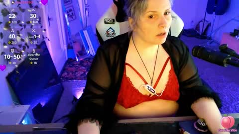 Snapshot of edenarcadia chatting on 03/18/26, 04:04 EdenArcadia online show from 03/18/26, 04:04