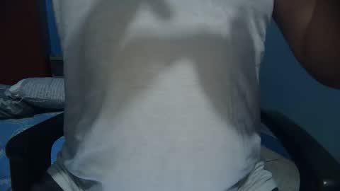 Snapshot of edenjuice chatting on 04/23/26, 07:16 EdenJuice online show from 04/23/26, 07:16