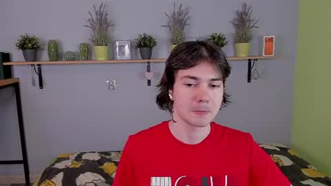 Snapshot of edgar_ray chatting on 07/15/26, 12:38 Edgar online show from 07/15/26, 12:38