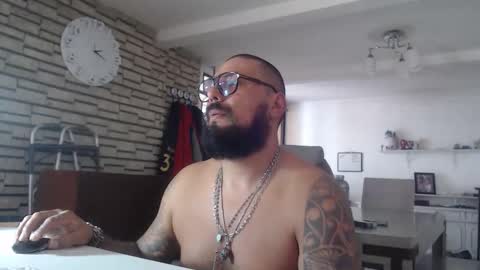 Snapshot of edgarram83 chatting on 10/07/25, 08:17 edgarram83 online show from 10/07/25, 08:17