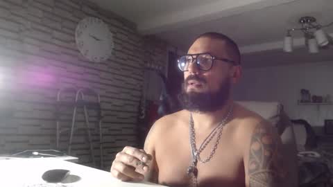 Snapshot of edgarram83 chatting on 10/11/25, 08:46 edgarram83 online show from 10/11/25, 08:46