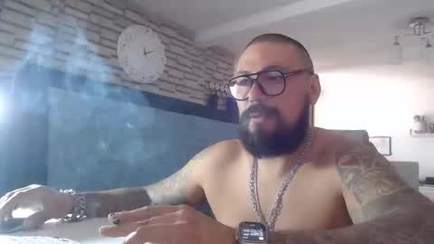 Snapshot of edgarram83 chatting on 10/13/25, 06:08 edgarram83 online show from 10/13/25, 06:08