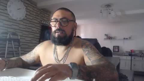 Snapshot of edgarram83 chatting on 11/10/25, 08:08 edgarram83 online show from 11/10/25, 08:08