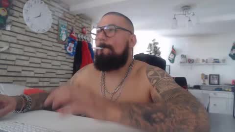 Snapshot of edgarram83 chatting on 11/21/25, 06:39 edgarram83 online show from 11/21/25, 06:39