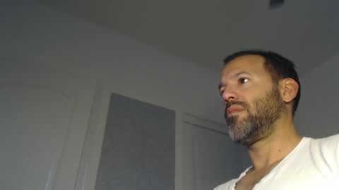 Snapshot of edge_masters chatting on 12/18/24, 12:43 EdgeM online show from 12/18/24, 12:43