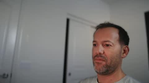 Snapshot of edge_masters chatting on 10/15/25, 12:11 EdgeM online show from 10/15/25, 12:11