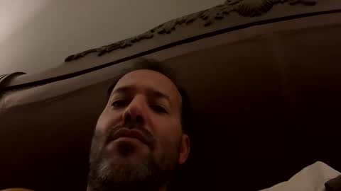 Snapshot of edge_masters chatting on 11/22/25, 05:17 EdgeM online show from 11/22/25, 05:17