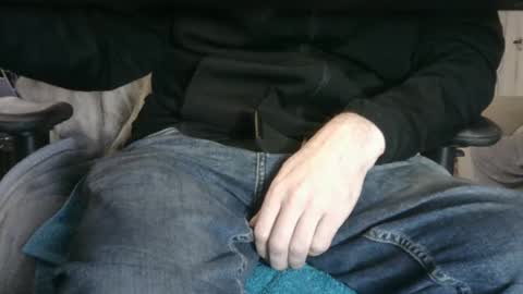 Snapshot of edged_biker chatting on 01/20/25, 04:34 edged biker online show from 01/20/25, 04:34